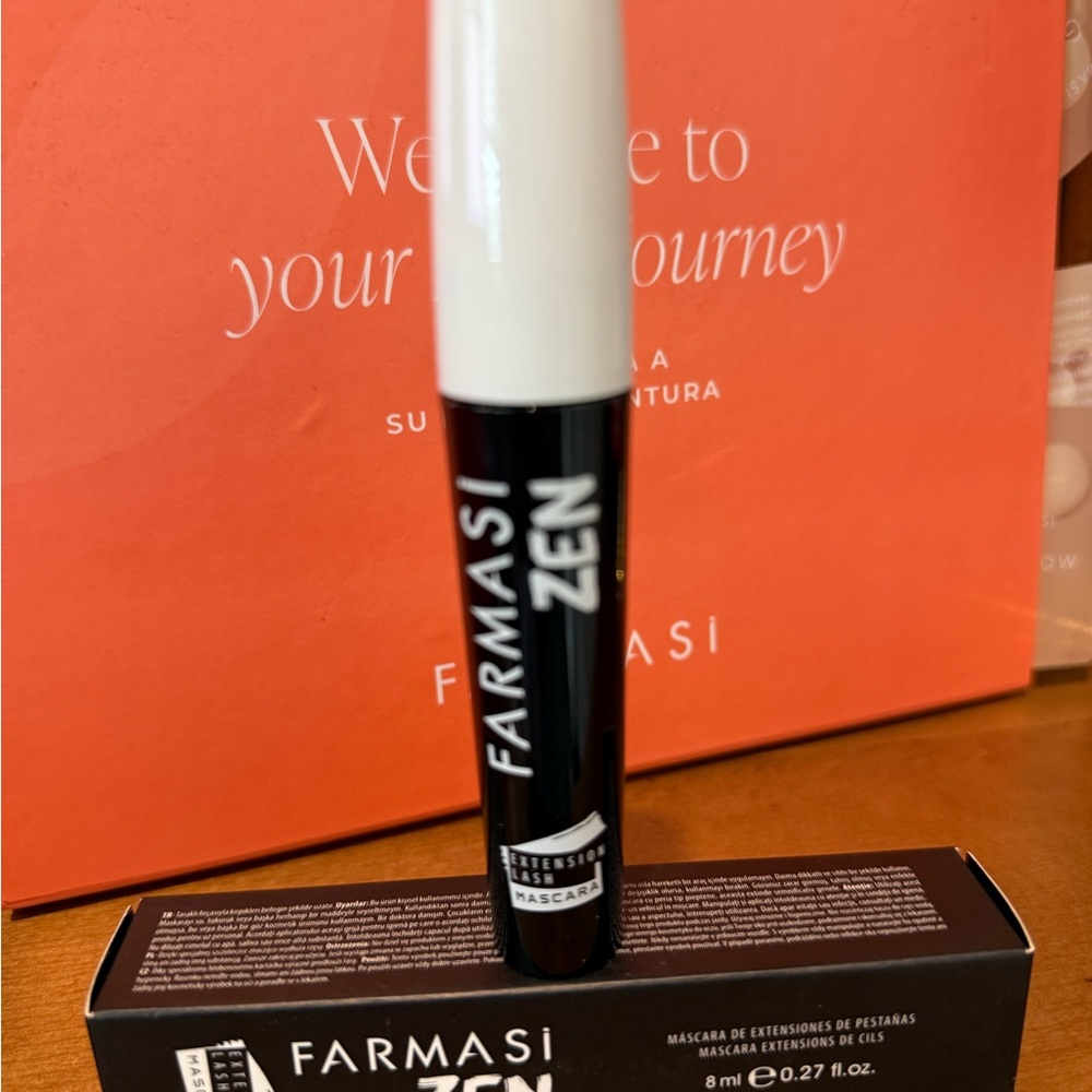 Farmasi Zen Extension Lash Mascara - Intense Black (New in Box) - Picture 2 of 3